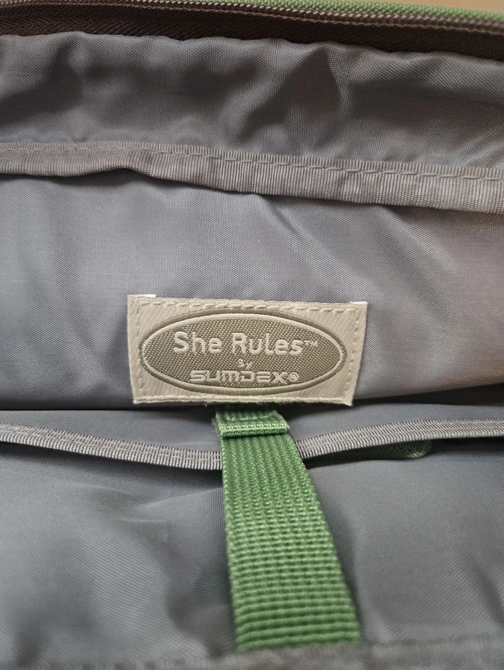 She Rules Sumdex Women's Briefcase Computer Tote - Classic Professional Carry